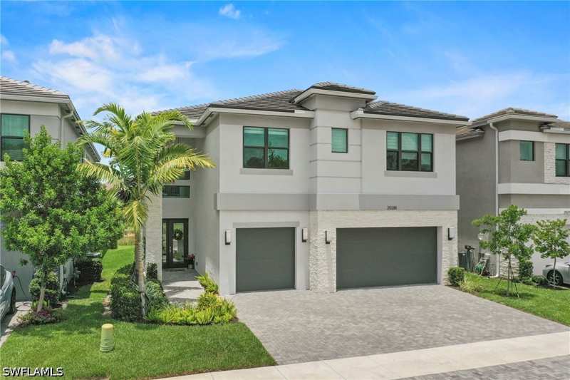 4 bedroom SingleFamilyResidence at 20281 Fair Oak Ln, Rivercreek In Estero, Estero — photo 1