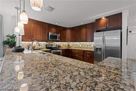 16442 Timberlakes Dr 204, Fort Myers FL - photo 13 of 30