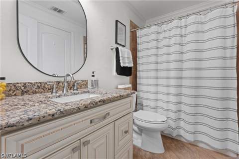 16442 Timberlakes Dr 204, Fort Myers FL - photo 23 of 30