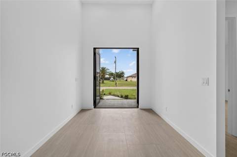 2441 NW 8th Ter, Cape Coral FL - photo 7 of 44