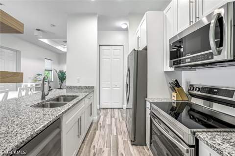 3980 Full Moon Ct, Naples FL - photo 9 of 36