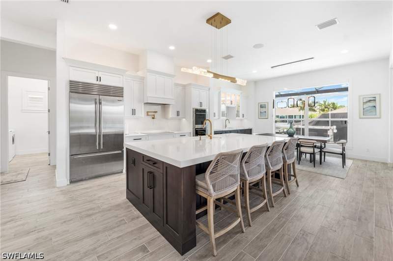 4 bedroom SingleFamilyResidence at 777 Bluebonnet Ct, Marco Island, Marco Island — photo 3