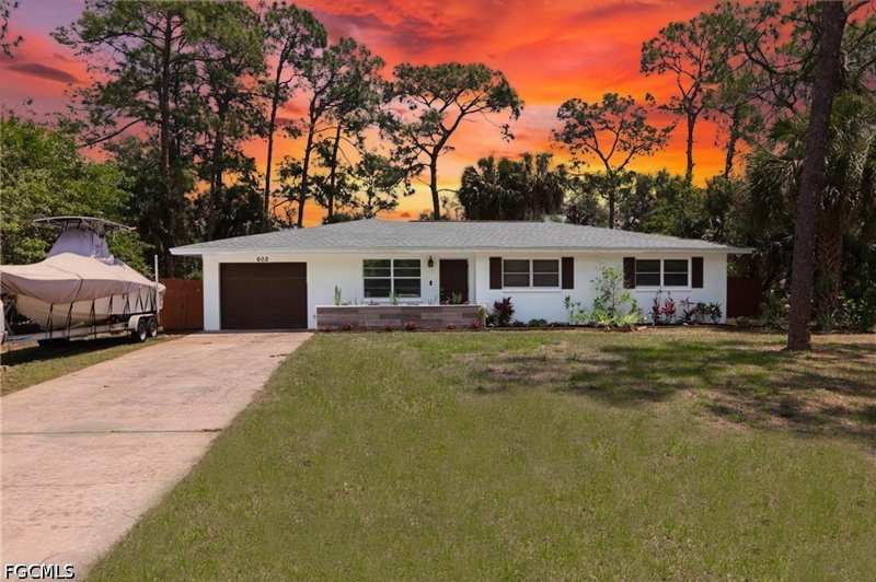 3 bedroom SingleFamilyResidence at 602 James Ave, Lehigh Acres, Lehigh Acres — photo 1