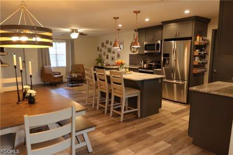 602 James Ave, Lehigh Acres FL - photo 10 of 49