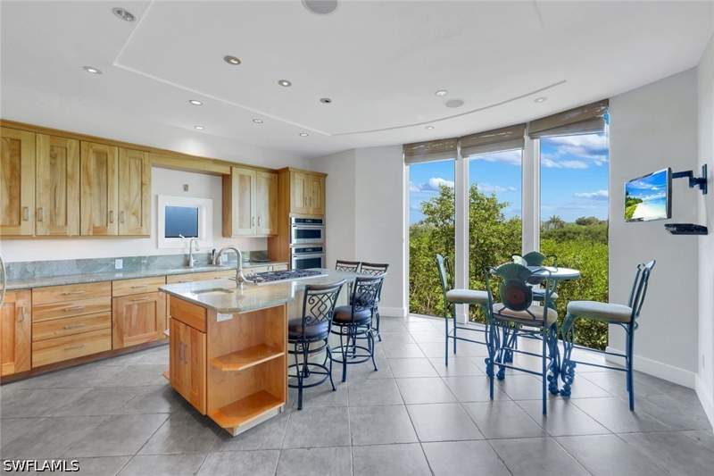 3 bedroom SingleFamilyResidence at 834 Hideaway Cir W, Hideaway Beach, Marco Island — photo 3