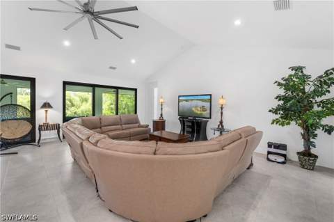18355 Fairmont Dr, Naples FL - photo 17 of 47