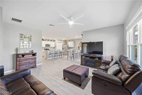 20352 Camino Torcido Loop, North Fort Myers FL - photo 22 of 48