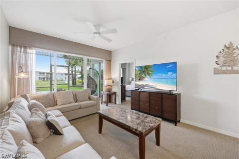 7950 Mahogany Run Ln 416, Naples FL - photo 12 of 49