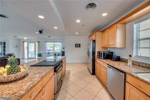 5359 Majestic Ct, Cape Coral FL - photo 15 of 45
