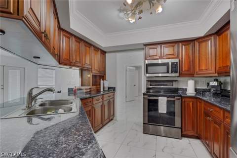 521 31st St SW, Naples FL - photo 12 of 37