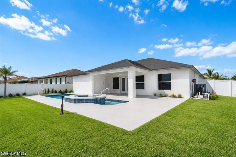 4 bedroom SingleFamilyResidence at 221 NW 29th Pl, Cape Coral, Cape Coral — photo 2
