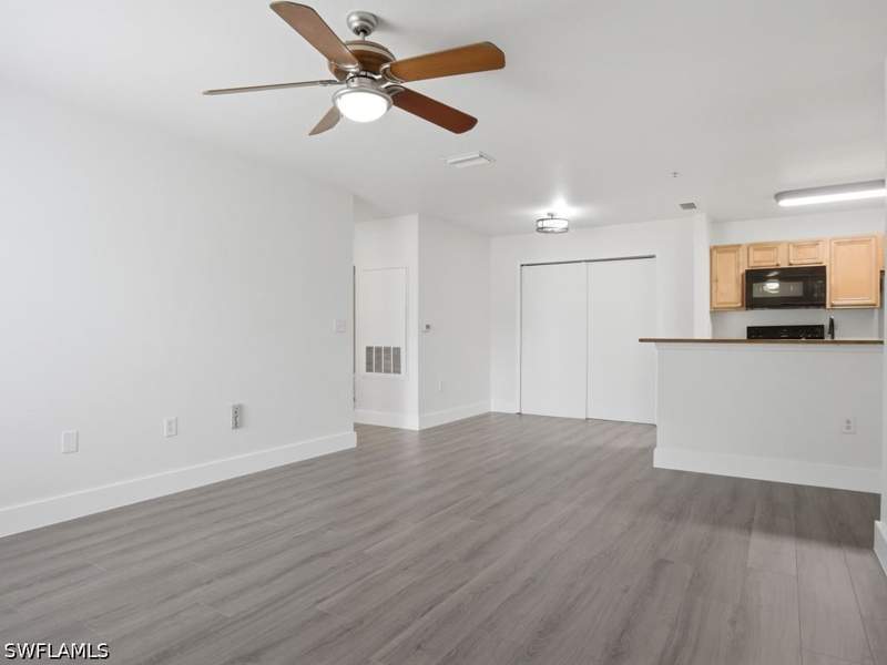 3 bedroom Condominium at 14900 Pleasant Bay Ln 7104, Vanderbilt Place, Naples — photo 4