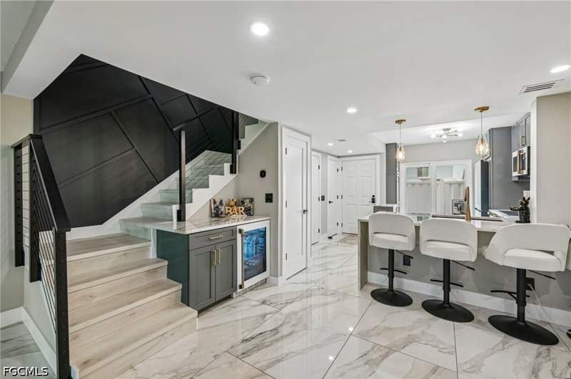 2 bedroom Townhouse at 18010 San Carlos Blvd 33, Boardwalk Caper, Fort Myers Beach — photo 4