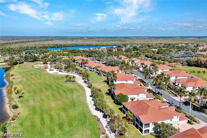3 bedroom Condominium at 1277 Rialto Way 201, Rialto, Naples — photo 1