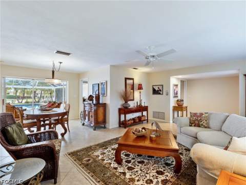 392 Snow Dr, Fort Myers FL - photo 10 of 49