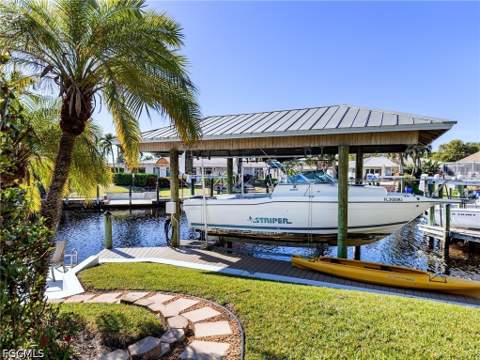 392 Snow Dr, Fort Myers FL - photo 23 of 49