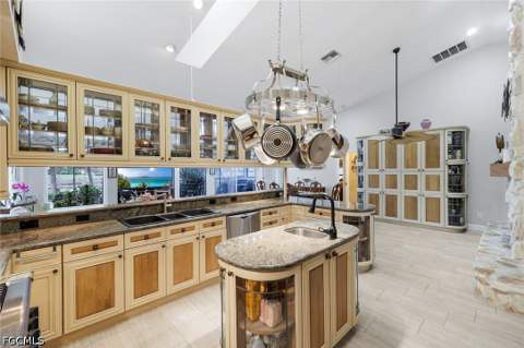 16861 Fox Den, Fort Myers FL - photo 15 of 50