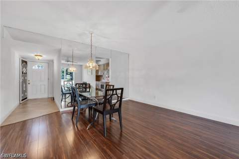 600 Valley Stream Dr D3, Naples FL - photo 7 of 19