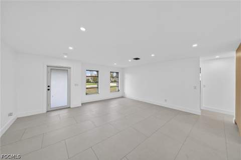 2031 SE 25th Ln, Cape Coral FL - photo 10 of 29