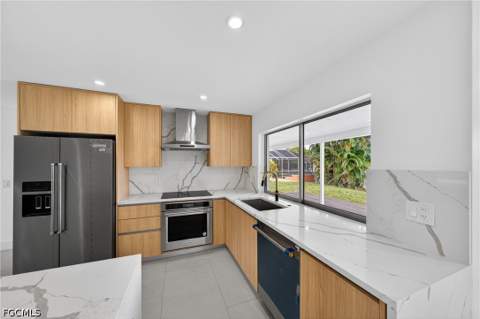 2031 SE 25th Ln, Cape Coral FL - photo 14 of 29