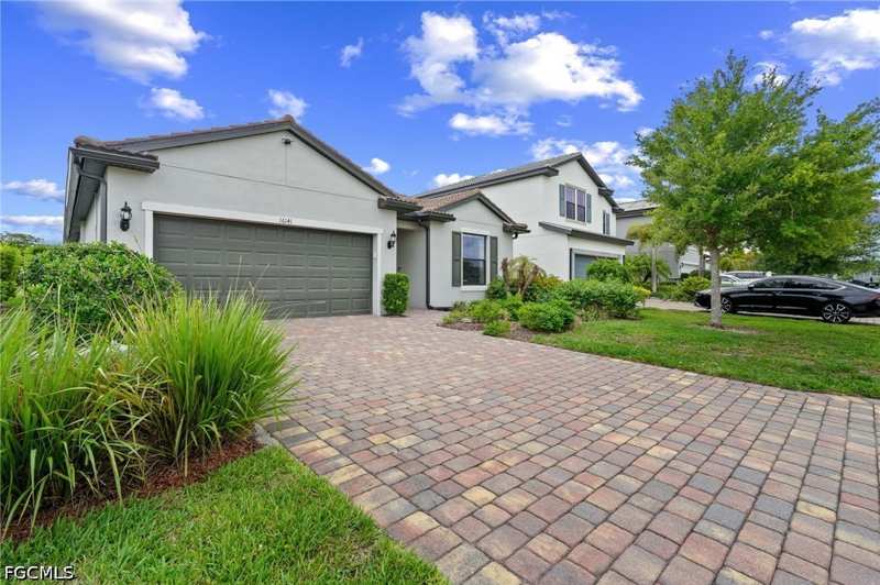 3 bedroom SingleFamilyResidence at 16141 Palmetto Prairie Dr, Hampton Lakes, Alva — photo 1