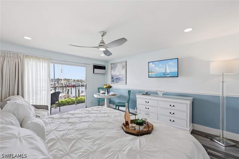 bedroom Condominium at 900 Broad Ave S 125, Cove Inn, Naples — photo 3