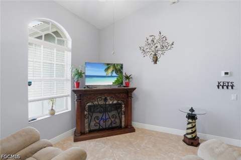 219 Gleason Pkwy, Cape Coral FL - photo 7 of 46