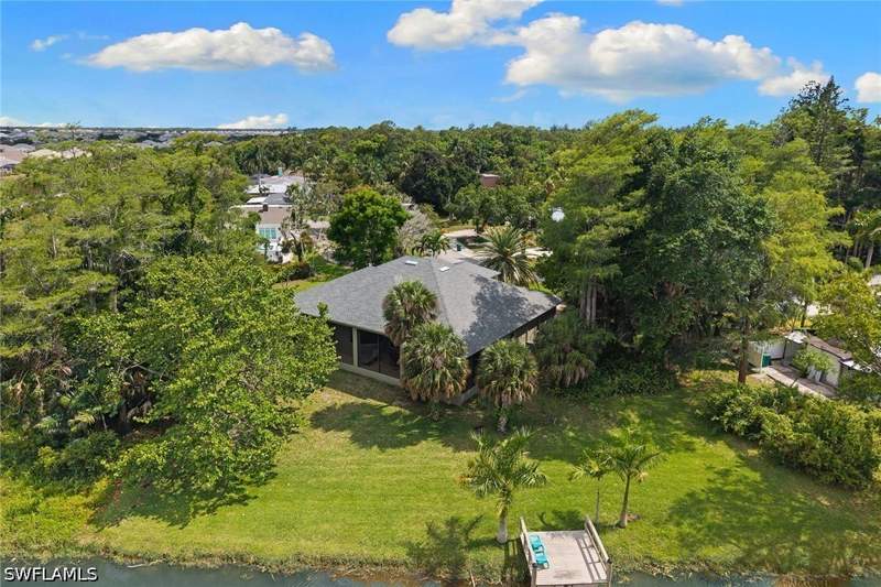 4 bedroom SingleFamilyResidence at 61 Constitution Dr, Turner Oak Hill Estates, Naples — photo 4