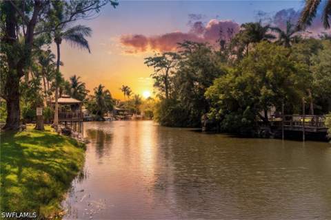 61 Constitution Dr, Naples FL - photo 8 of 50