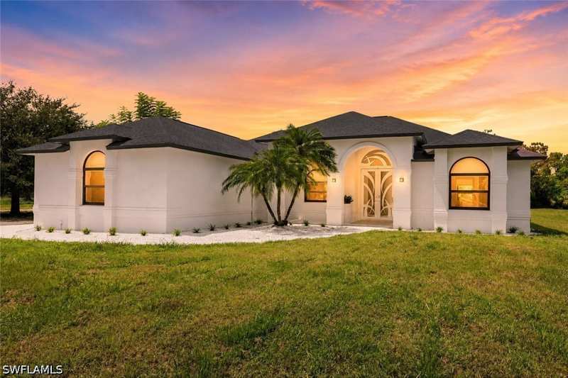 3 bedroom SingleFamilyResidence at 221 10th St SE, Golden Gate Estates, Naples — photo 1