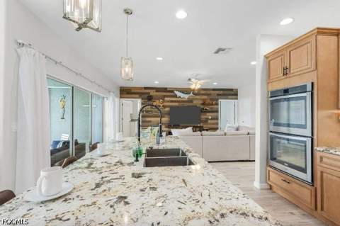 4885 E Riverside Dr, Fort Myers FL - photo 12 of 44