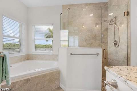 4885 E Riverside Dr, Fort Myers FL - photo 21 of 44