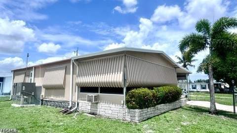 5509 Miles Standish Ln, North Fort Myers FL - photo 23 of 49