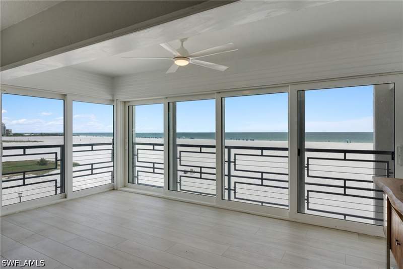 2 bedroom Condominium at 6500 Estero Blvd E320, Privateer Of Ft Myers Beach, Fort Myers Beach — photo 4