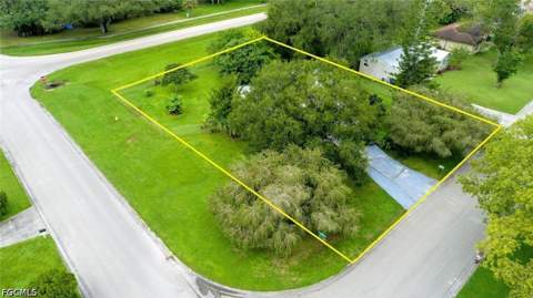 4001 Bishop Cir, Labelle FL - photo 11 of 13