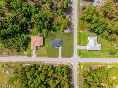 1400 E 11th St, Lehigh Acres FL - photo 9 of 50