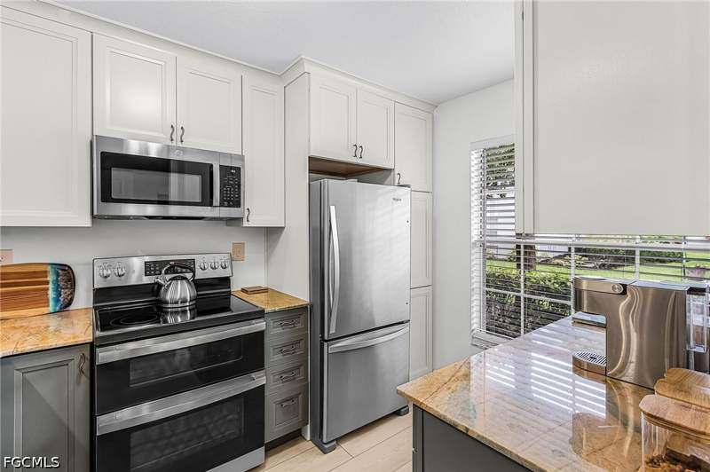 2 bedroom Condominium at 14461 Lakewood Trace Ct 103, Summerlin Trace Condo, Fort Myers — photo 3