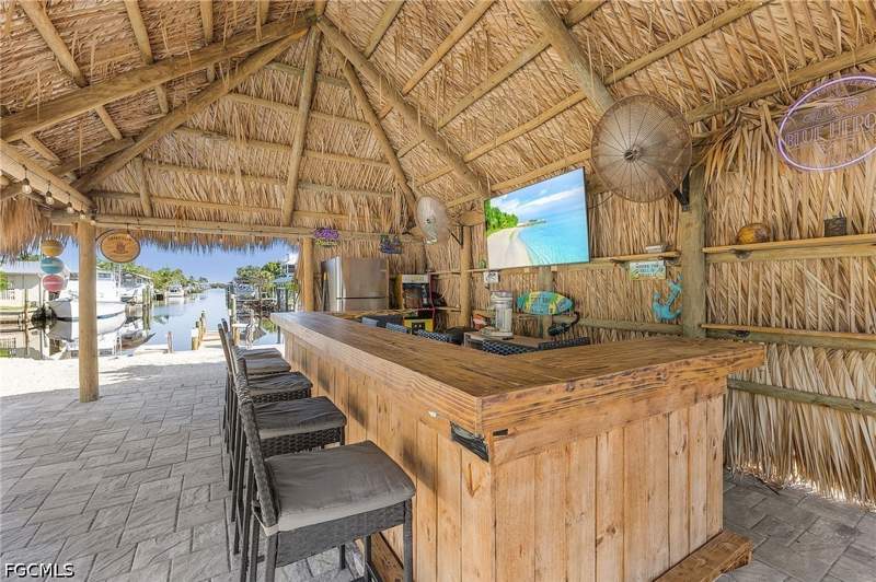 5 bedroom SingleFamilyResidence at 7380 Barrancas Ave, Knights Bokeelia Isle, Bokeelia — photo 3