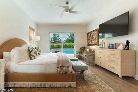 158 Cambria Ln, Naples FL - photo 18 of 38