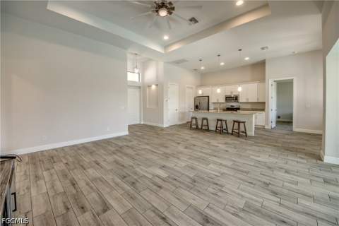 203 SW 14th Ave, Cape Coral FL - photo 11 of 43