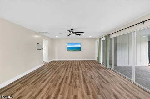 4208 SE 2nd Ave, Cape Coral FL - photo 13 of 41