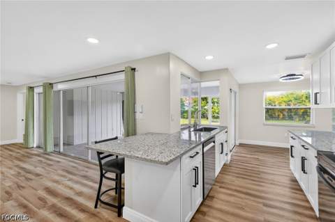 4208 SE 2nd Ave, Cape Coral FL - photo 7 of 41