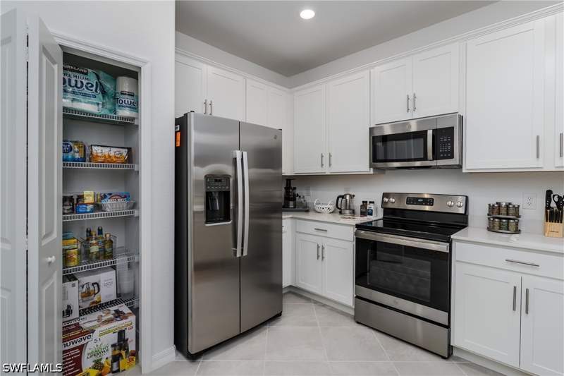 3 bedroom Attached at 2140 Dragonfruit Way, The Groves At Orange Blossom Ranch, Naples — photo 4