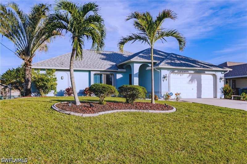 4 bedroom SingleFamilyResidence at 1019 SE 5th Pl, Cape Coral, Cape Coral — photo 1