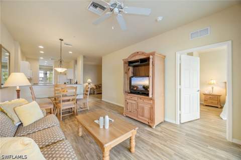 7920 Mahogany Run Ln 1024, Naples FL - photo 8 of 28