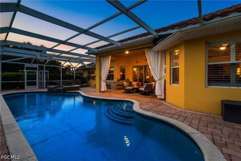 9836 Los Altos Ct, Fort Myers FL - photo 10 of 42