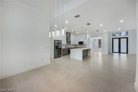 2806 Golden Gate Blvd W, Naples FL - photo 16 of 37