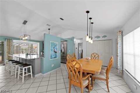 2104 SW 38th Ter, Cape Coral FL - photo 12 of 41