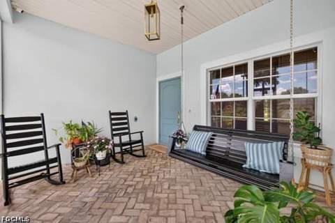 6011 Jadestone Ave, Fort Myers FL - photo 8 of 40