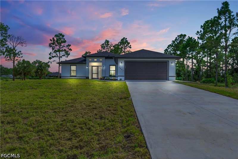 3 bedroom SingleFamilyResidence at 7573 19th Ter, Wheelers Subd, Labelle — photo 1